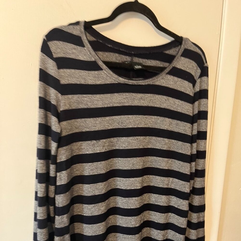 JOAN VASS STRIPED LONG SLEEVE KNIT TOP SZ L